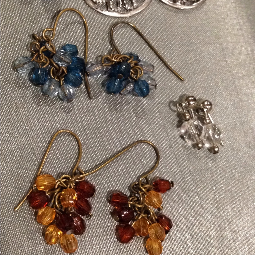 Earrings - Picture 2 of 3
